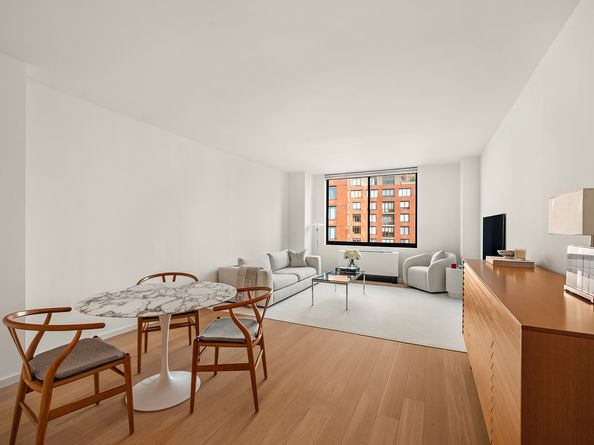 21 South End Avenue 623, New York NY 10280