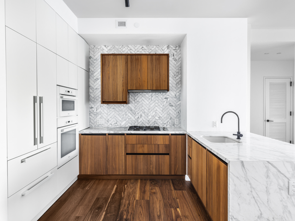 21 India Street 31E, Brooklyn NY 11222