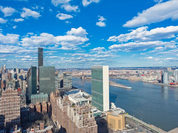 330 East 38th Street 56K, New York NY 10016