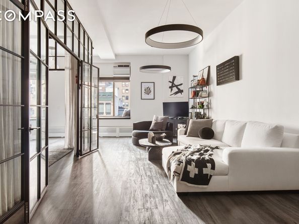 372 5th Avenue 5L, New York NY 10018