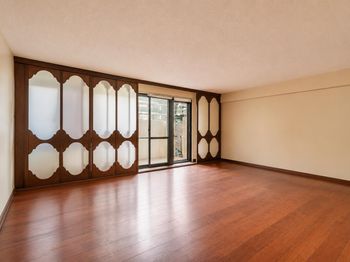 90 Beekman Street