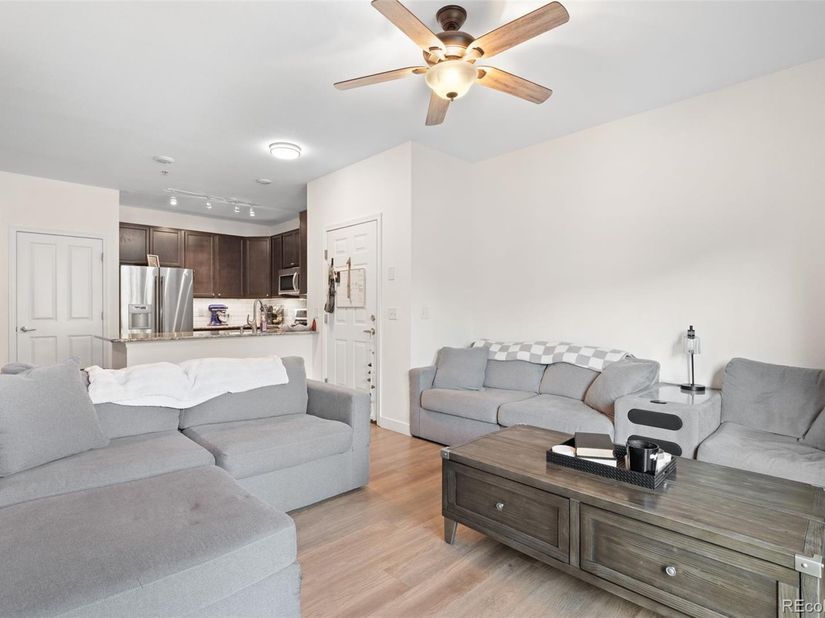 10052 W Ute Place 206, Littleton CO 80127