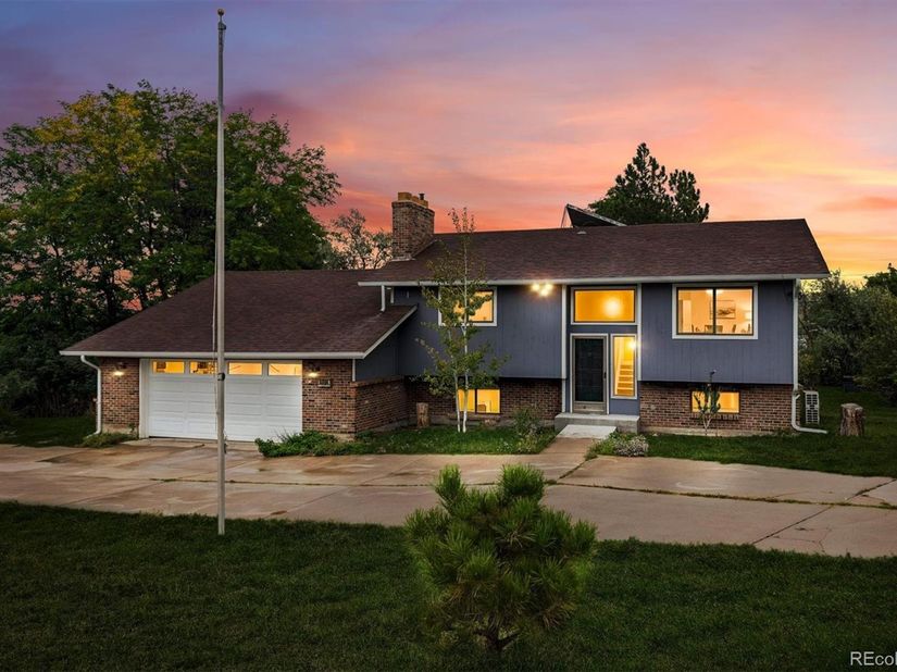 6864 S Gibraltar Street, Centennial CO 80016