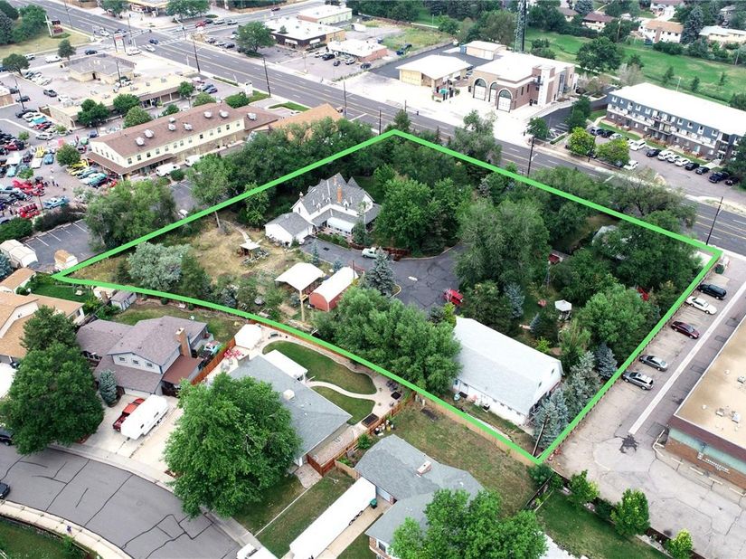 9000 W Jewell Avenue, Lakewood CO 80232