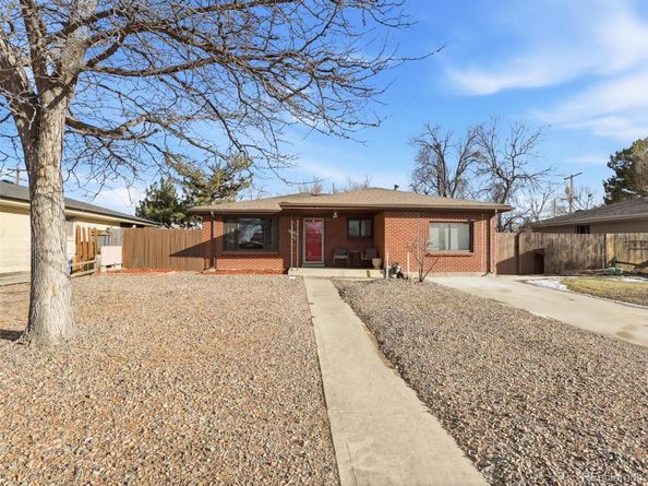 3206 Vaughn Street N, Aurora CO 80011