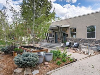 3220 W 24th Avenue