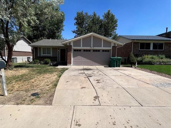 2490 S Rifle Street, Aurora CO 80013