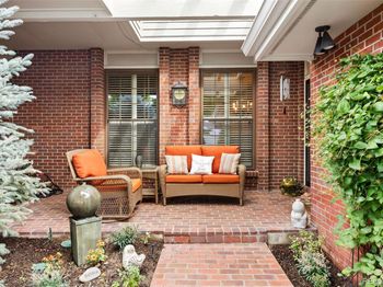 2800 S University Boulevard