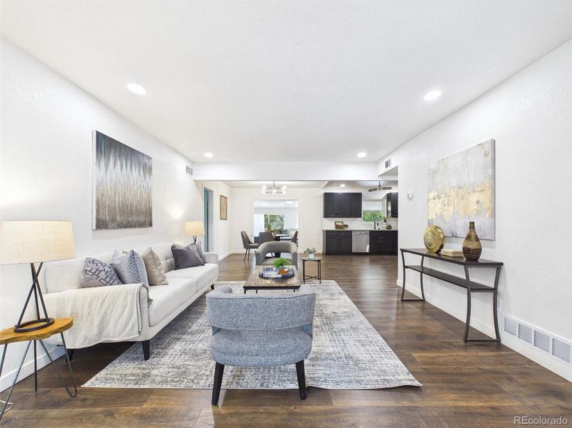 970 Scranton Street, Aurora CO 80011