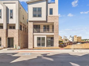 11466 E Briarwood Circle