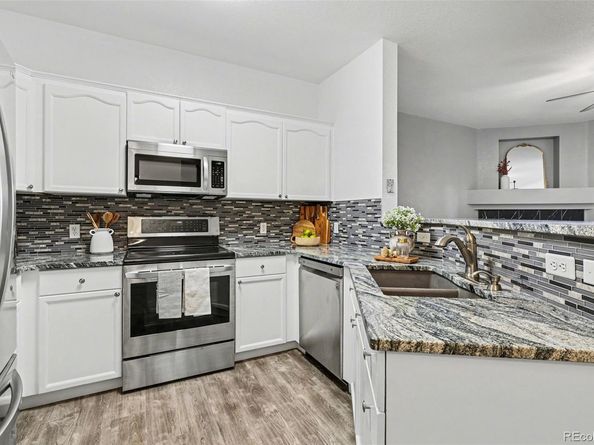 8374 S Holland Way 105, Littleton CO 80128