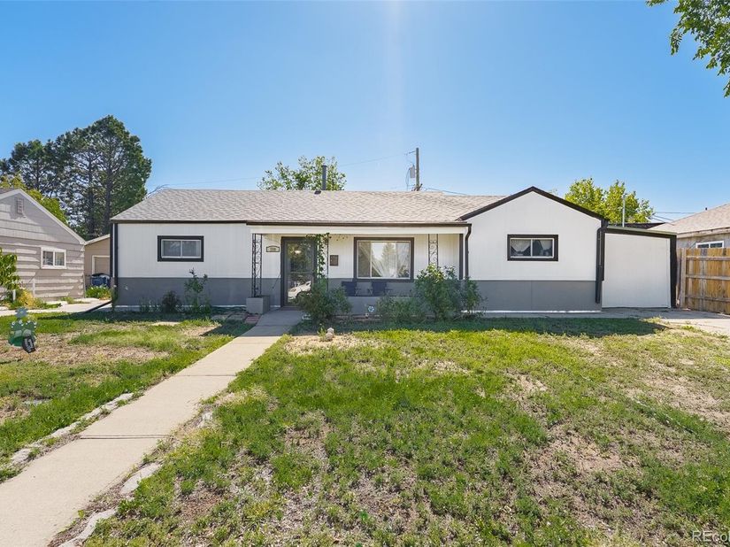 708 Zion Street, Aurora CO 80011