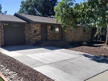 3488 W Alamo Avenue