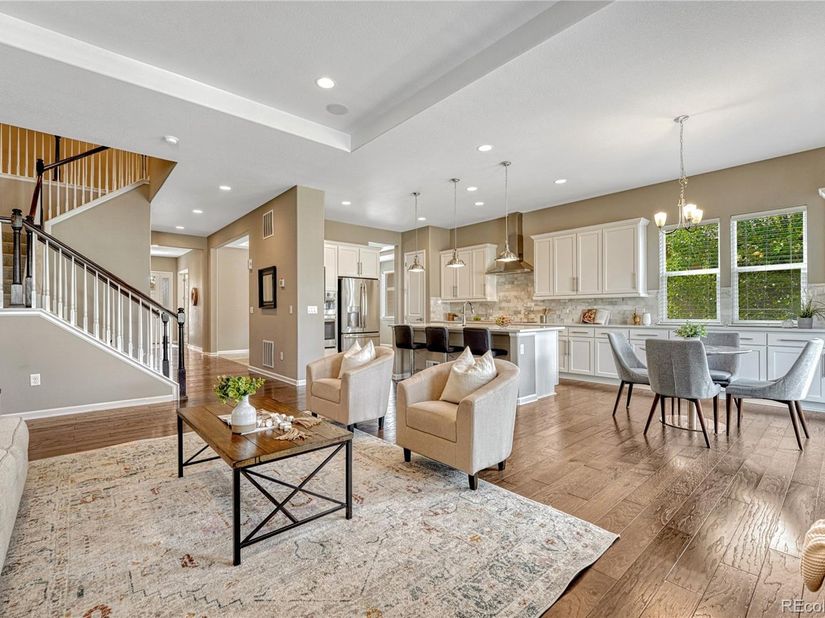 681 E Dry Creek Circle, Littleton CO 80122