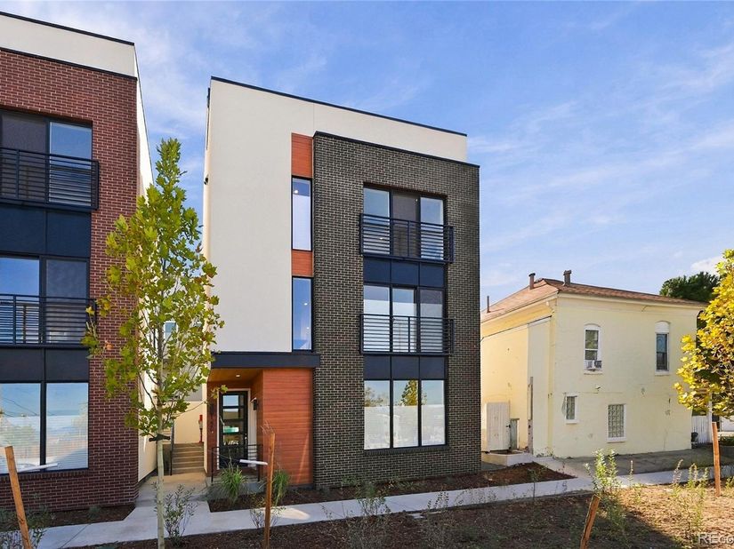 1220 E 35th Avenue, Denver CO 80205