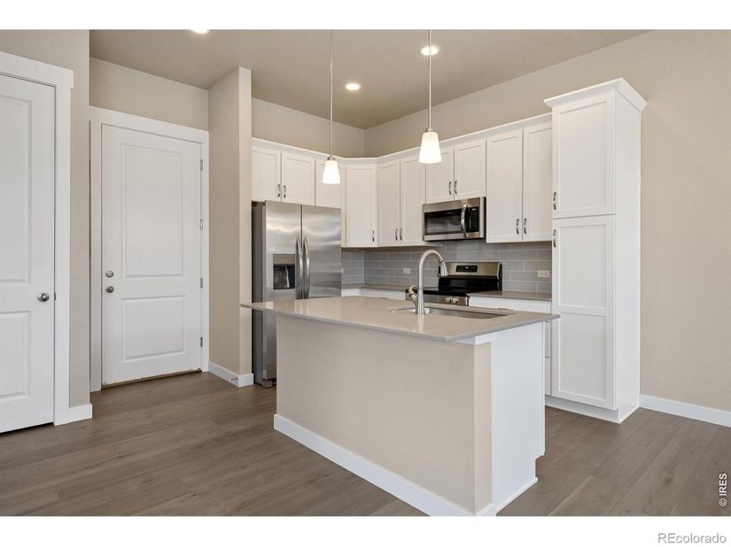 420 High Point Drive 104, Longmont CO 80504