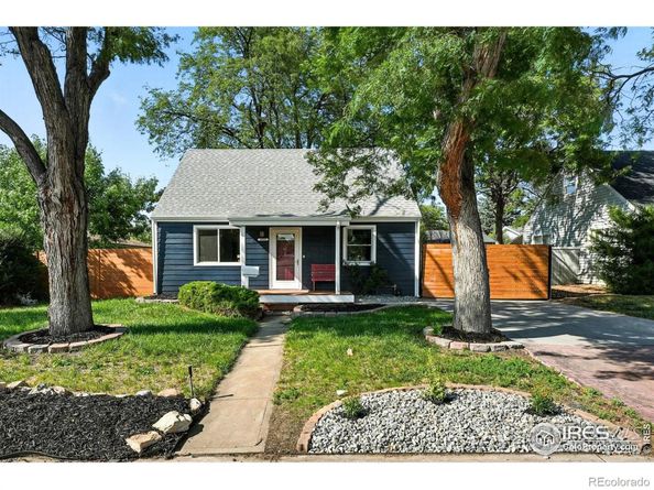 10595 E Lowry Place, Aurora CO 80010