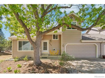 8064 Meadowdale Square