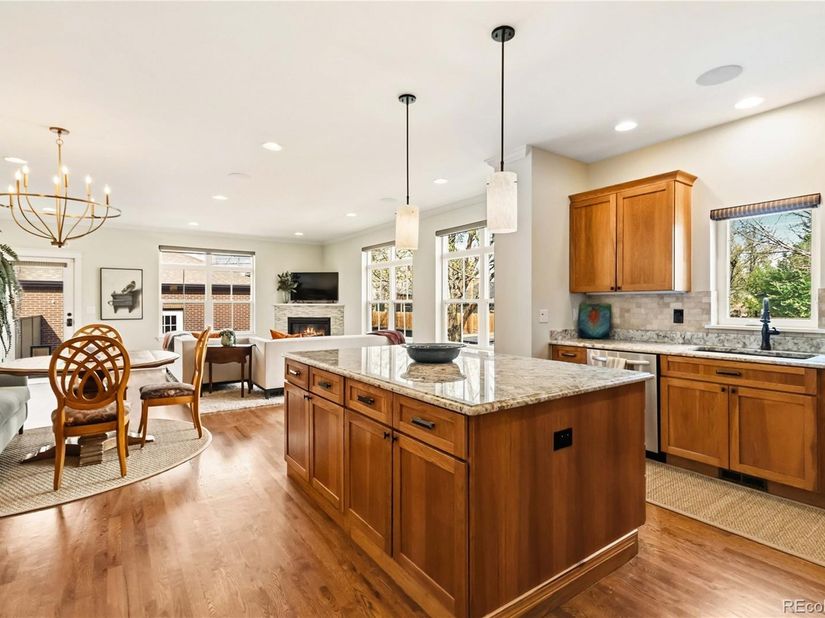 1901 S Logan Street, Denver CO 80210
