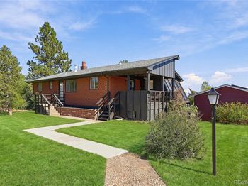 832 Fox Hill Court