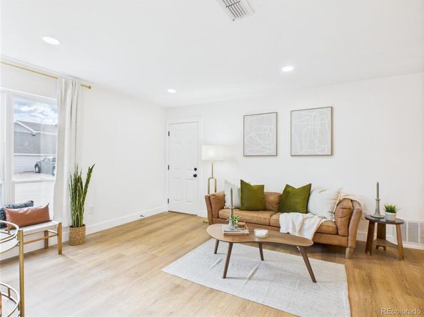 7205 S Gaylord Street G, Centennial CO 80122