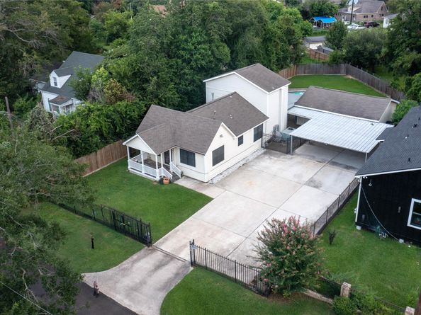 7004 Santa Maria Street, Houston TX 77023