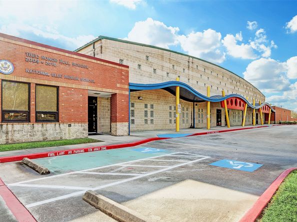 5115 Covington Drive, Houston TX 77018