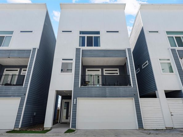 4707 Independence Heights Lane, Houston TX 77018