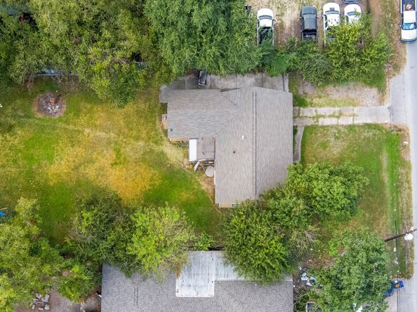 130 Airway Drive, Houston TX 77037