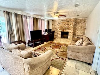 11306 Lovebird Lane
