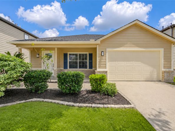 902 Eagles Glide Drive, Houston TX 77090