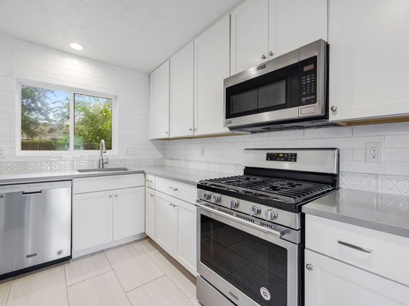 7515 Magnolia Street, Houston TX 77023