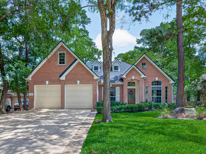 10 Belcarra Place, Spring TX 77382