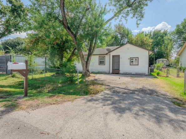 1114 Blackwood Avenue, Houston TX 77032