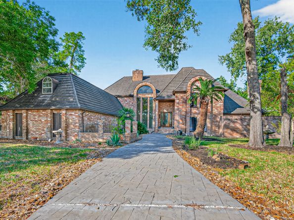 3010 Cedar Woods Place, Houston TX 77068