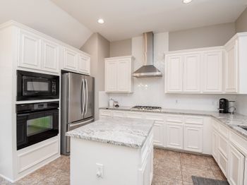 7218 Fall Creek Bend