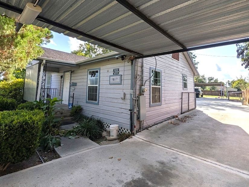 5817 Wayne Street, Houston TX 77026