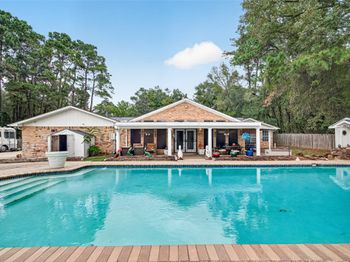 1503 Memorial Drive