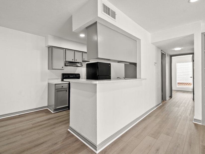 12955 Woodforest Boulevard 26, Houston TX 77015