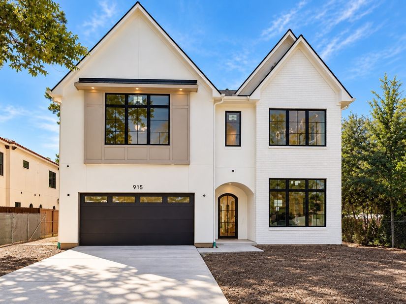 915 Lamonte Lane, Houston TX 77018