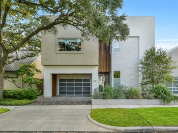 2302 Persa Street