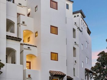 311 Calle Sevilla Place