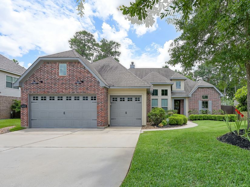 1833 Leela Springs Drive, Conroe TX 77304