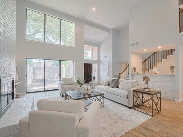 15600 Barkers Landing Road 20, Houston TX 77079