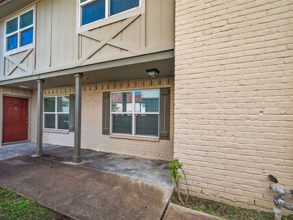 1701 Upland Drive 184, Houston TX 77043