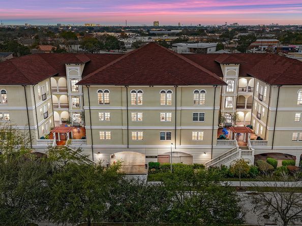 7134 Mapleridge Street 3G, Houston TX 77081