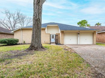 2506 Bisontine Street