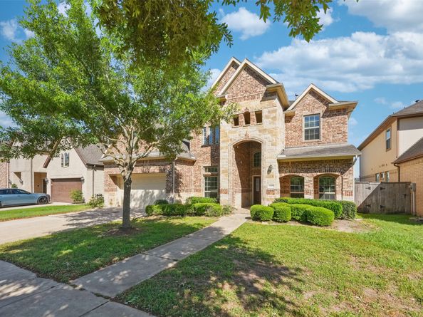 4927 Blackwater Lane, Sugar Land TX 77479