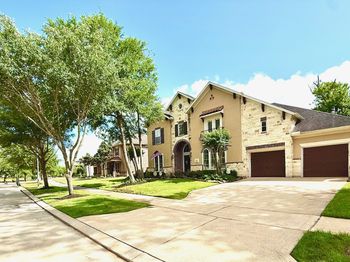 5403 Lockwood Bend Lane
