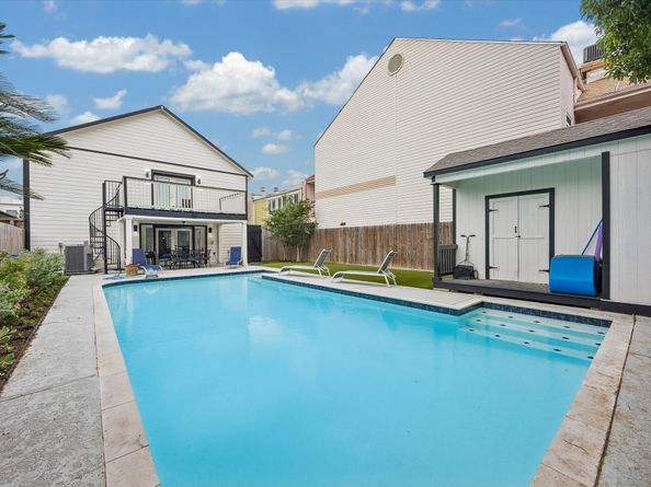 1420 Indiana Street, Houston TX 77006